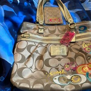 Coach poppy gold glitter tote bag with matching pouch wallet 2 pieces.